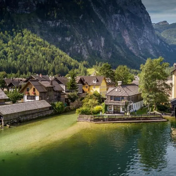 Loft am See, ξενοδοχείο στο Χάλστατ
