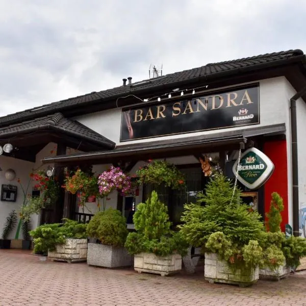 Penzion-Bar Sandra, hotell sihtkohas Bělkovice