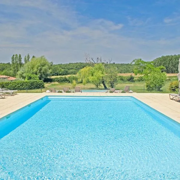 Hôtel La Bastide d'Iris, hotell i Vagnas