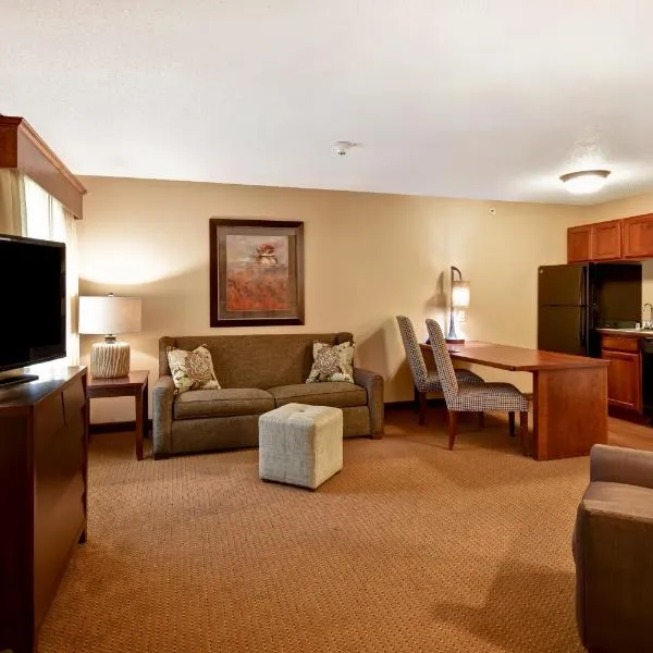GrandStay Hotel & Suites La Crosse, hotel v destinaci La Crosse