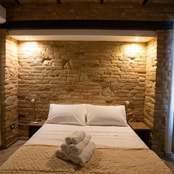 AL 54 Accommodation, hotel San Benedetto del Trontóban