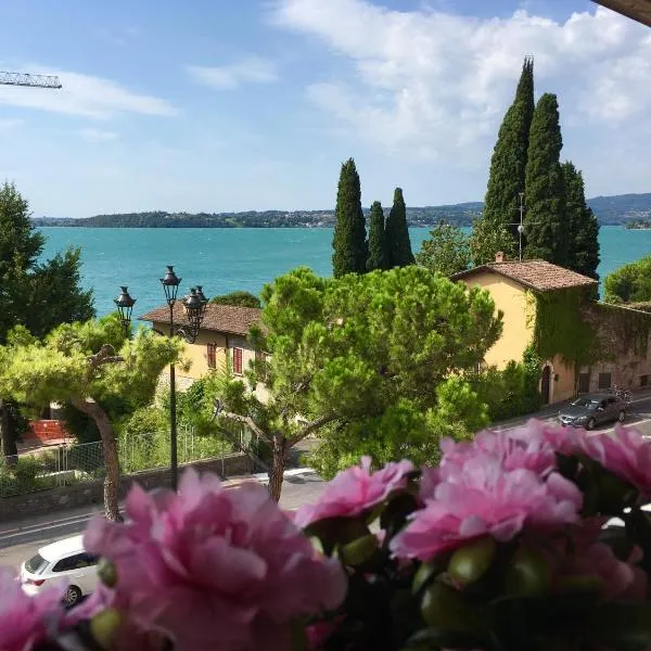 Taverna Affittacamere, hotel in Gardone Riviera