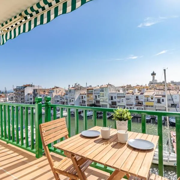 Holidays Port Ducal 3 Jacuzzi, hotel in Empuriabrava
