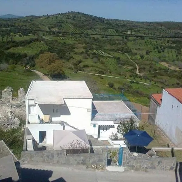 Joannas Guest House, hotel v destinaci Kremastós