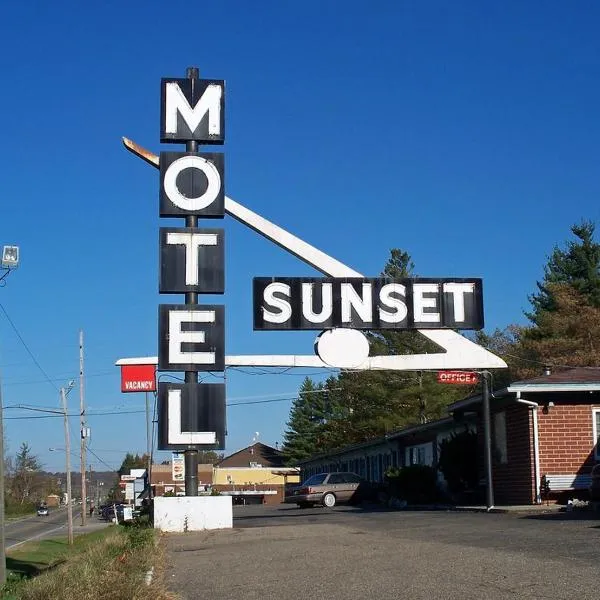 Sunset Motel, hotel di Glouster