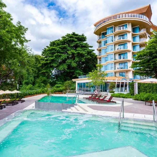 Centara Sonrisa Residences & Suites Sriracha、シーラーチャーのホテル