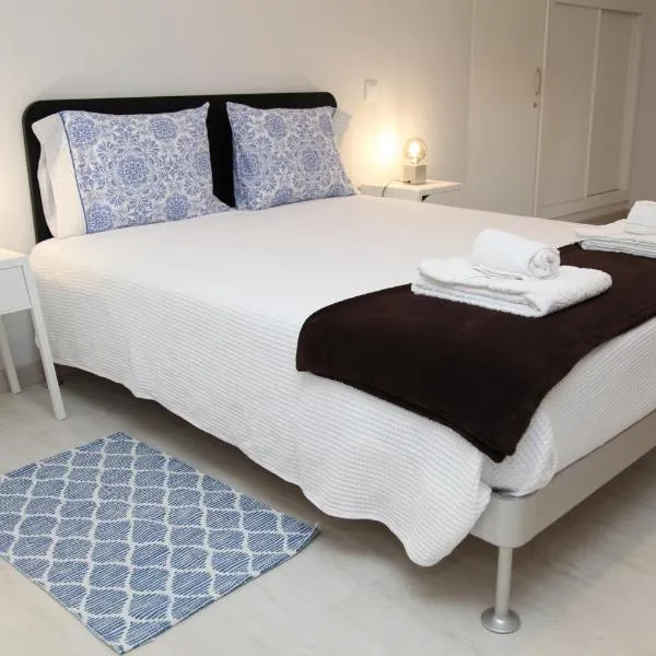 20 da Vila - Apartment With Mezzanine With Panoramic Terrace, hotel v destinaci São Bartolomeu de Messines