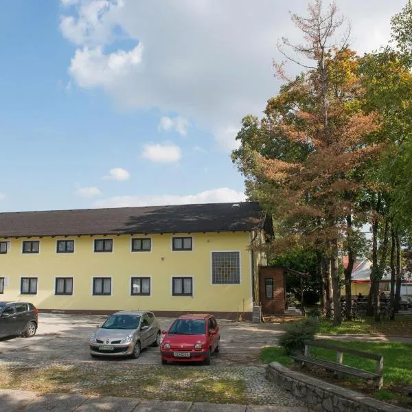 Hostel M, hotel a Selnica ob Dravi