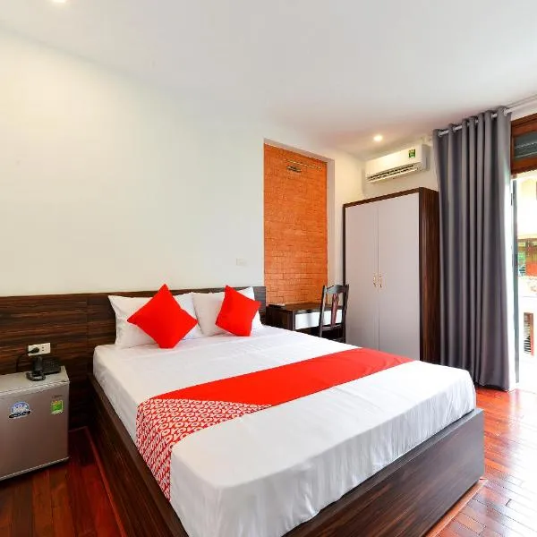 OYO 317 Kim Cuong Hotel 2, hotel i Cong Luận