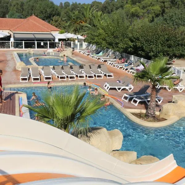 Camping La Pinède, hotel v destinaci Calvi