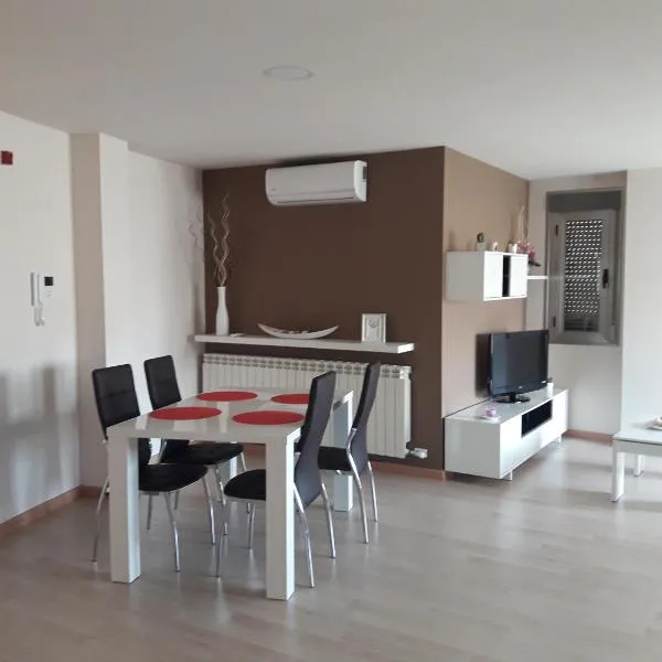 Apartamento ÁTICO, hotel v destinácii Valdepeñas