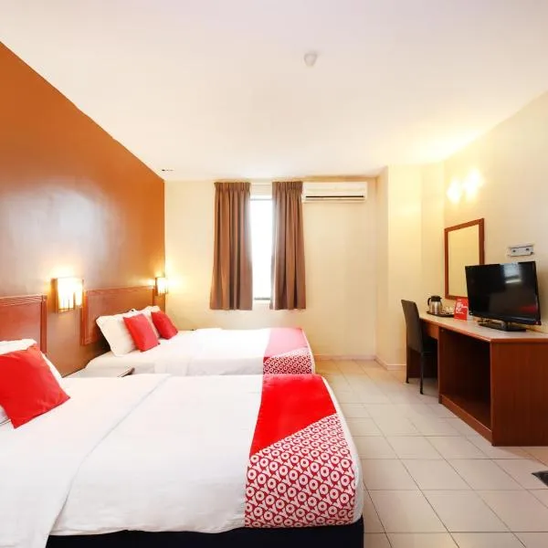 Super OYO 447 Comfort Hotel Meru, hotel i Klang