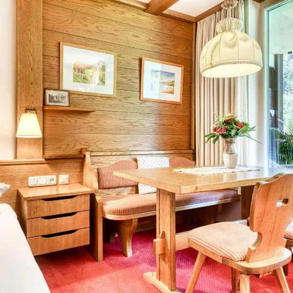 Studio Zentral by A-Appartments, hotelli kohteessa Brand