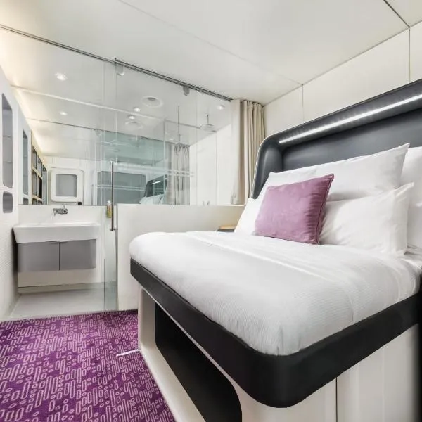 ヨーテルエア アムステルダム スキポール トランジット ホテル（YOTELAIR Amsterdam Schiphol Transit Hotel）、スキポールのホテル