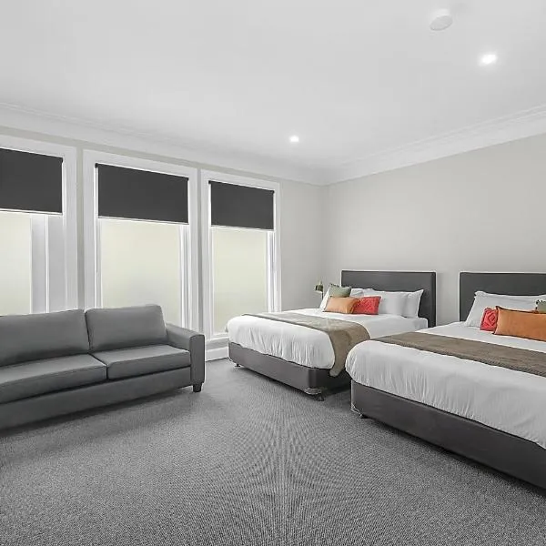 Horse and Jockey Hotel Homebush, hotel em Parramatta