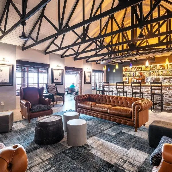 Gondwana Etosha Safari Lodge, hotel a Okaukuejo
