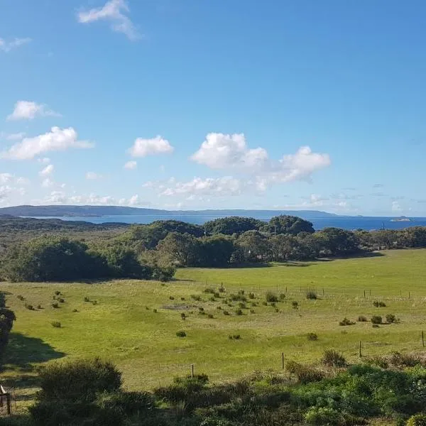 Seaview and Spa at Torbay, hotel em Lowlands