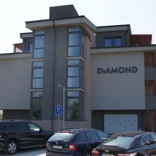 Apartmany pri lese, hotel in Podhájska