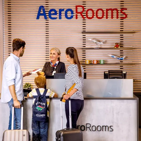 AeroRooms, hotel en Okoř
