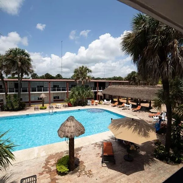 Hotel Plaza Palmas、トゥスパン・デ・ロドリゲス・カノのホテル