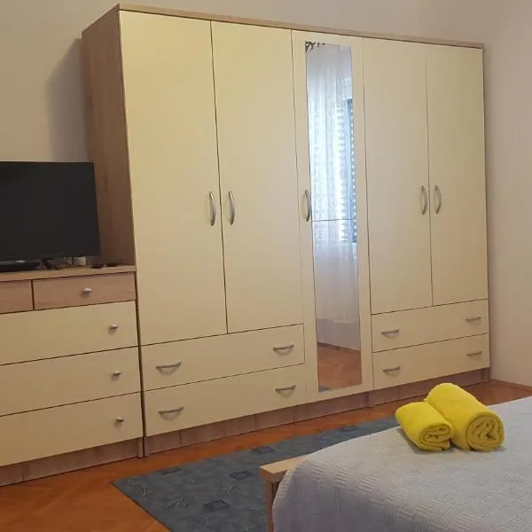 Apartman Josipa, hotel in Ražanac