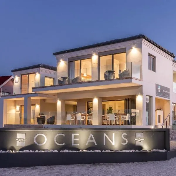 Oceans Guest House & Luxurious Apartments, hotel v destinaci Struisbaai