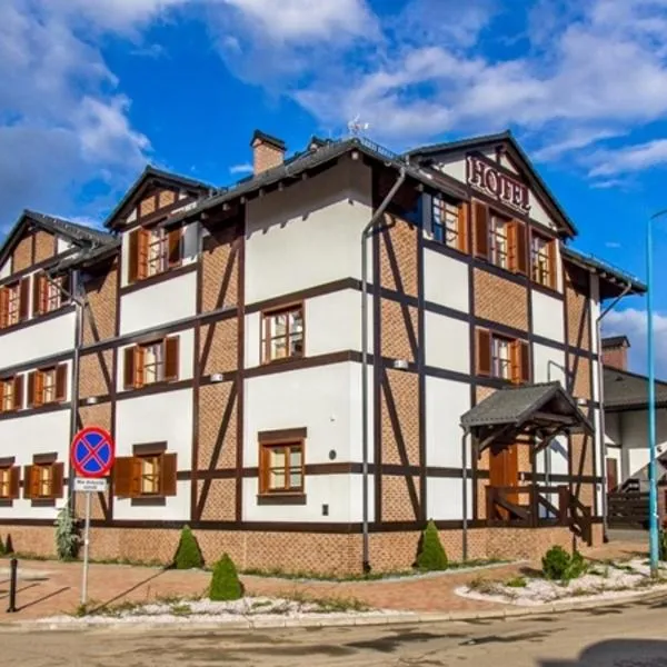 Hotel Skarbek, hotel di Chocianów