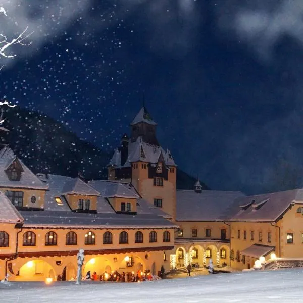 Naturhotel Schloss Kassegg, hotel v destinaci Sankt Gallen