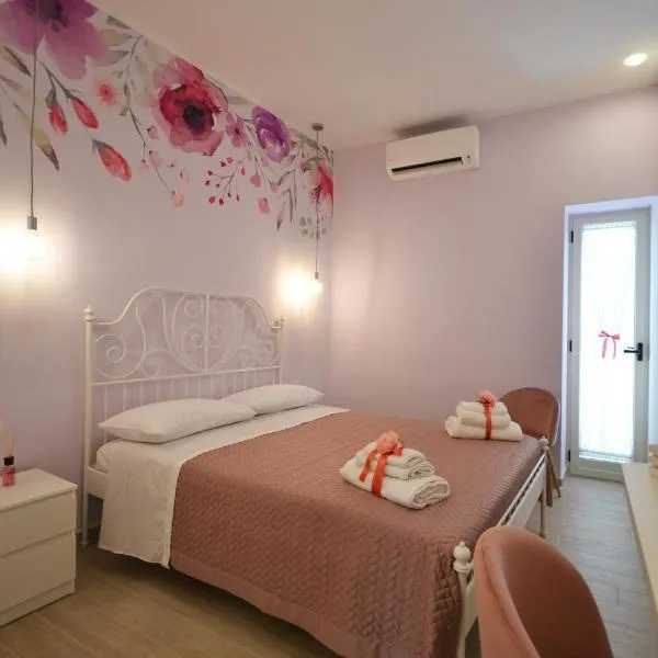 Flower house, hotel in Santa Maria La Carità