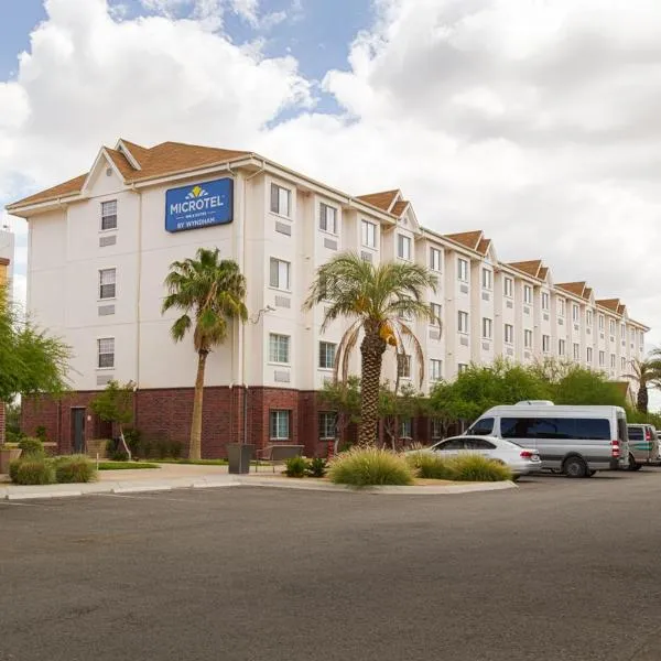Microtel Inn and Suites by Wyndham Ciudad Juarez, US Consulate, hotel di Ciudad Juarez