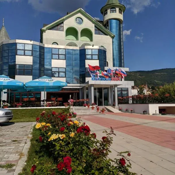 Apartments & Restaurant ABAS, hotel v destinaci Plav