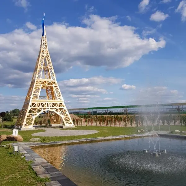 Rezidencija Grįžulo ratai, viešbutis mieste Sasnava