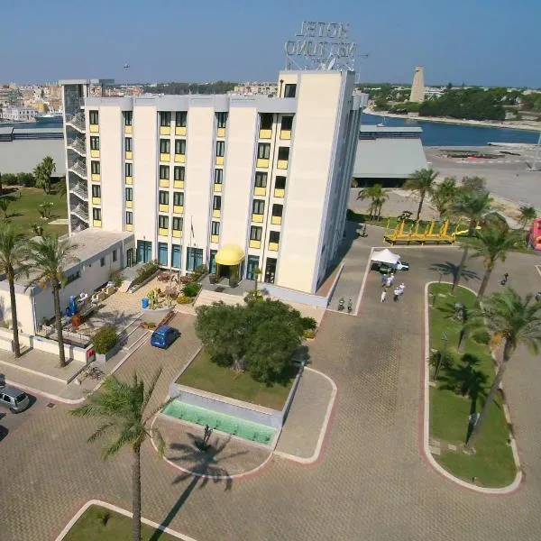 Best Western Hotel Nettuno: Brindisi'de bir otel
