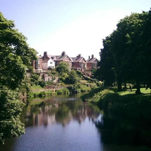 모페스에 위치한 호텔 Riverside Guest House