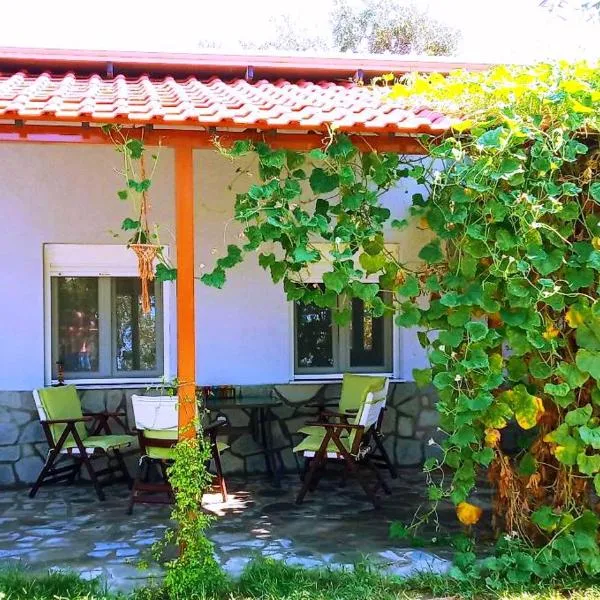 Cristi Apartments, hotel a Skala Rachoniou