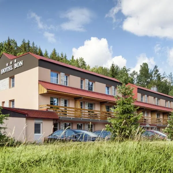 Hotel Bon, hotel en Albrechtice v Jizerských horách