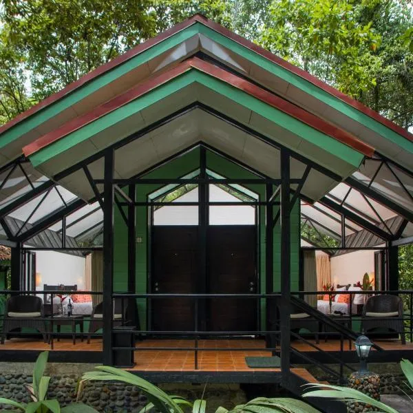 Tapirus Lodge and Reserve, hotel v destinaci Carrillo