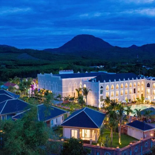 My Son Heritage Resort and Spa, hotel in Hoi An