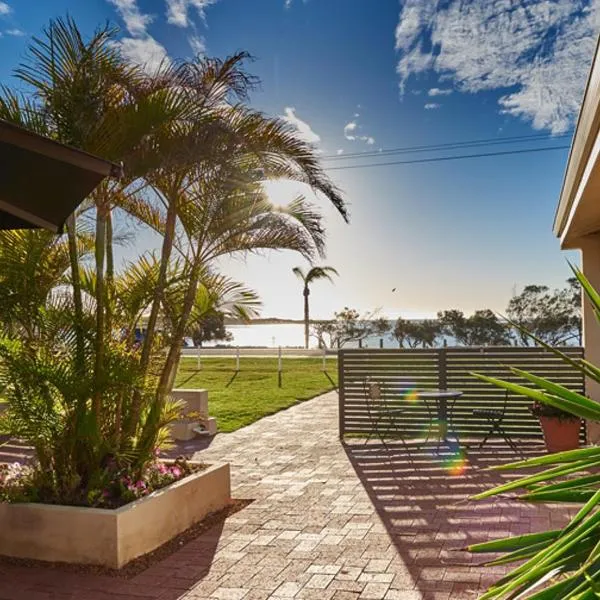 API Pelican Beach Front Apartments Kalbarri, hotel in Kalbarri