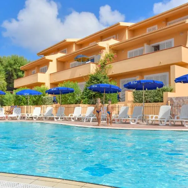 Residence Le Onde, hotel v destinaci Badesi