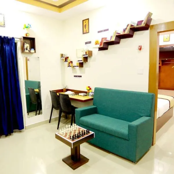 Base9 Cochin Airport Hotel, hotel v mestu Nedumbassery