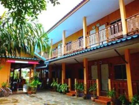 Tamarind Guesthouse, hotel v destinaci Kanchanaburi