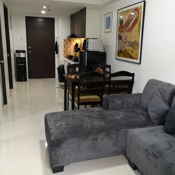 Burnham Hill Condominium by KF, khách sạn ở Baguio