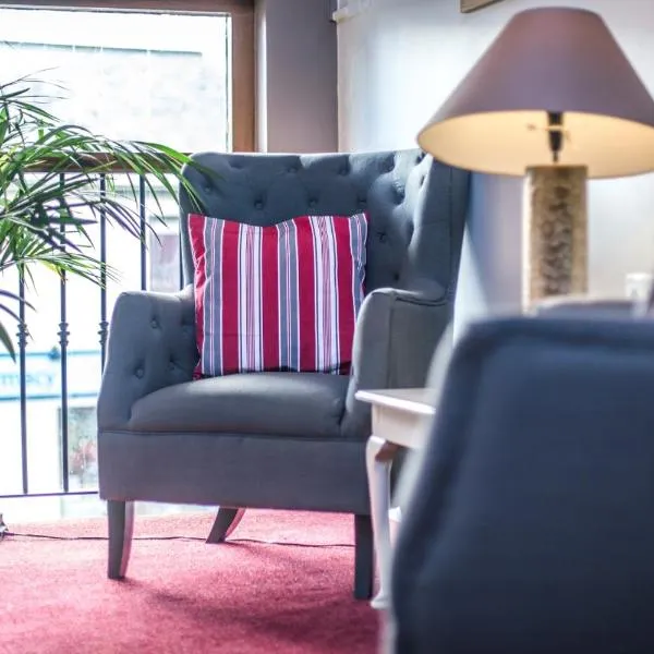 Mc Kevitts Village Hotel, hotel v destinaci Carlingford
