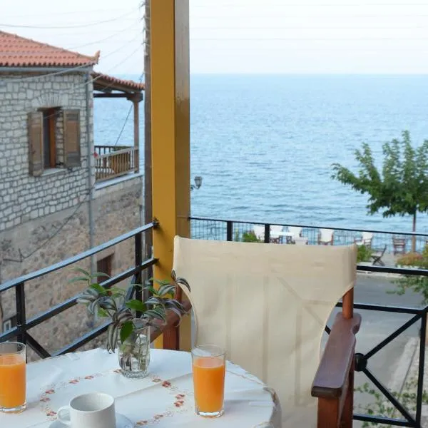 Avra Apartments, hotel in Leonidio