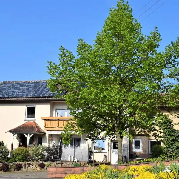 Ferienwohnung auf dem Dorf, Külsheim, hotell i Külsheim