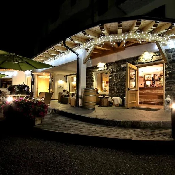 Ciasa Alpina Relax Hotel, hotel v destinácii Moena
