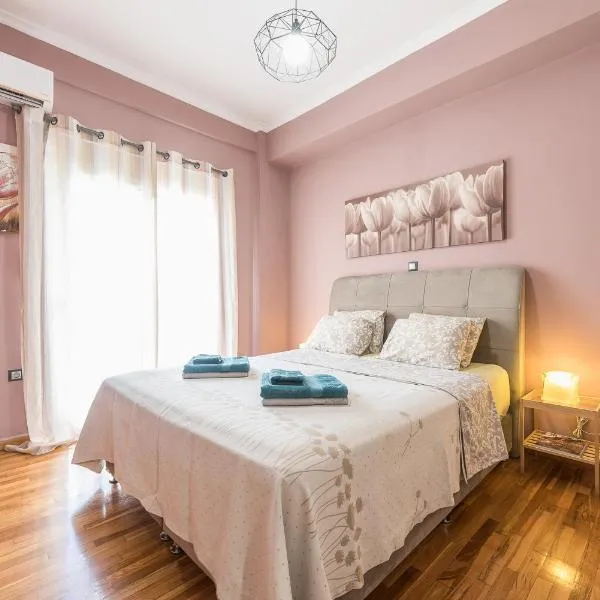 Stylish Luxury Apartment near Acropolis at Neos Kosmos metro station, hotel u Atini
