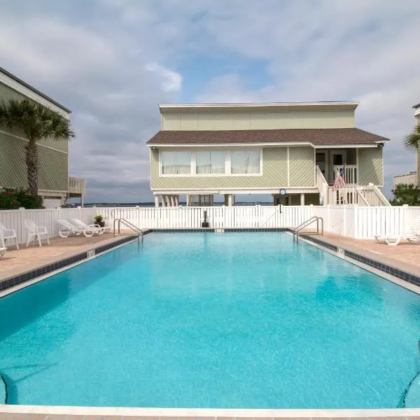 White Sands Bay Front Pensacola Condo, hotel in Pensacola Beach