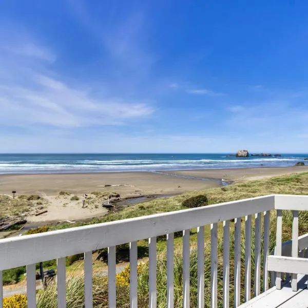 Spindrift Oceanfront Home - The Helm, hotel a Bandon